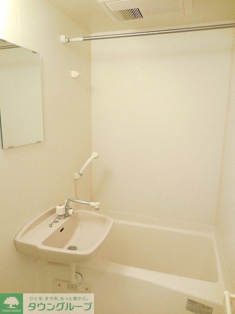 レオパレスドゥジェームの物件内観写真