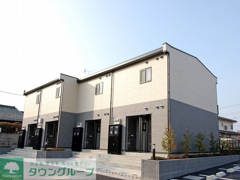 レオパレスオリエントコーポの物件外観写真