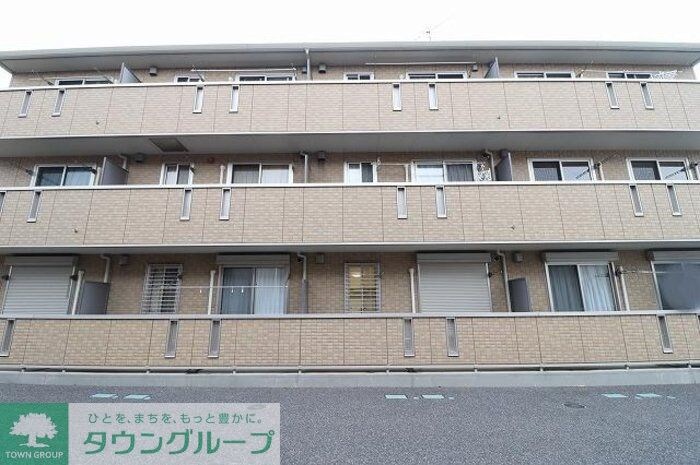 シェ・コパンの物件外観写真