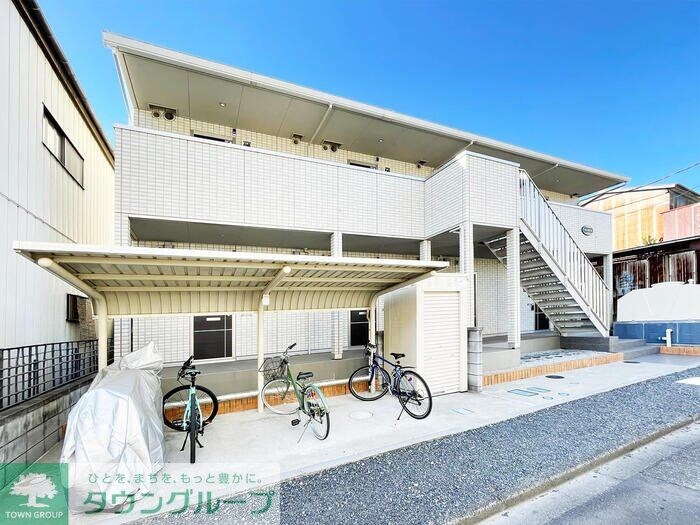 パーシモンIIIの物件外観写真