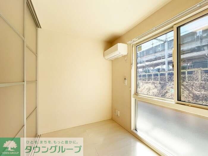 パーシモンIIIの物件内観写真