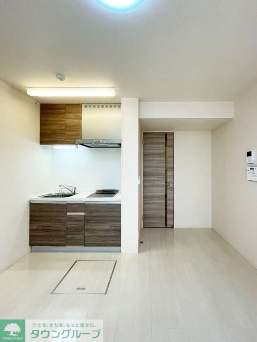 パーシモンIIIの物件内観写真