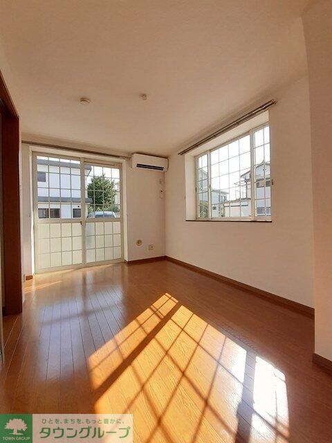 メゾン・ジョリの物件内観写真