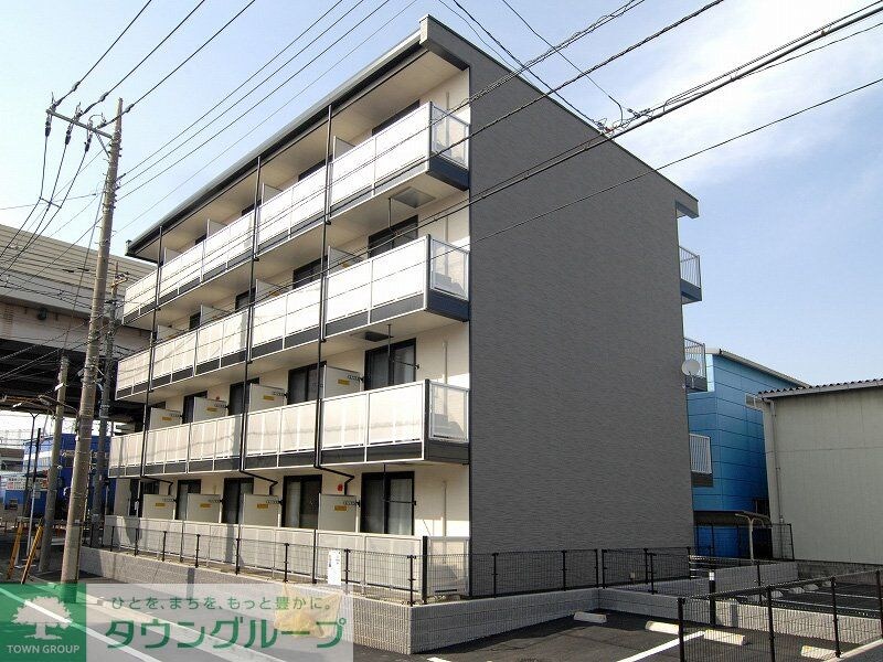 レオパレスパークサイド足立入谷の物件外観写真