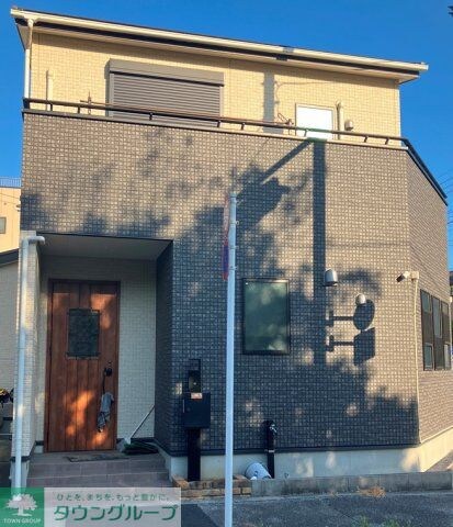 六木戸建の物件外観写真