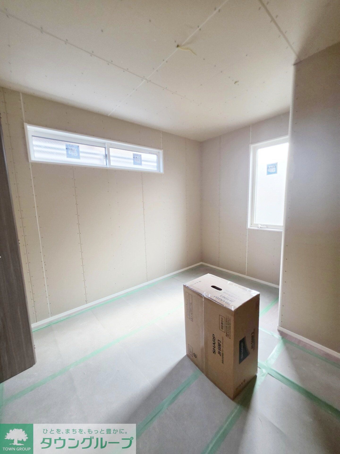 セレスティア西綾瀬の物件内観写真