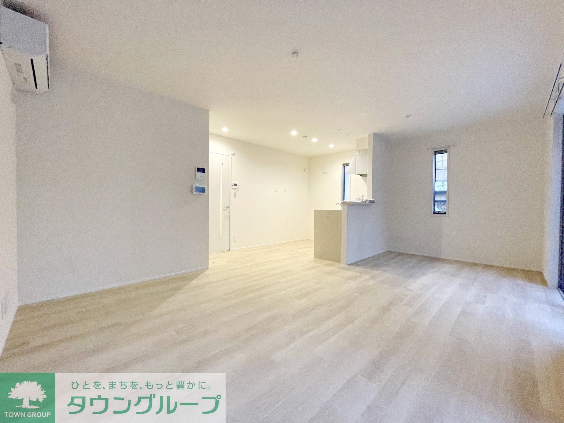 草加市金明町戸建の物件内観写真