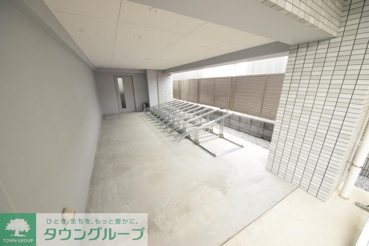 ペアパレス六町2号館の物件内観写真