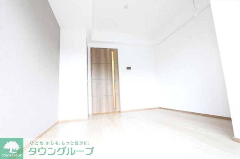 ライジングプレイス綾瀬二番館の物件内観写真