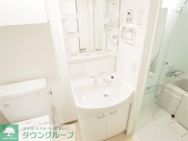 ライジングプレイス綾瀬二番館の物件内観写真