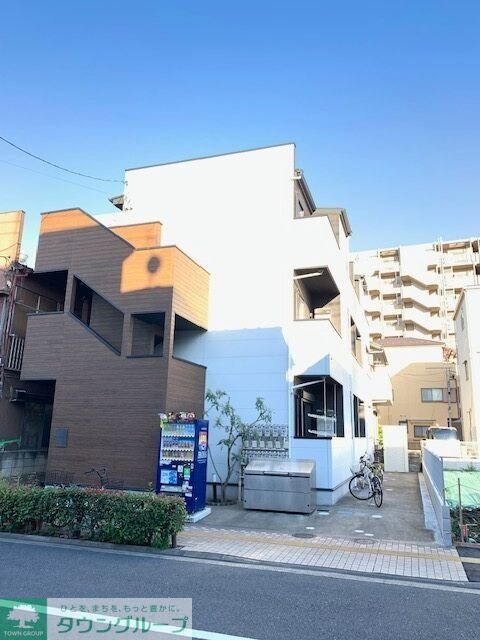 Ｍａｋｉｎｇ　Ｔｈｅ　Ｒｏａｄの物件外観写真