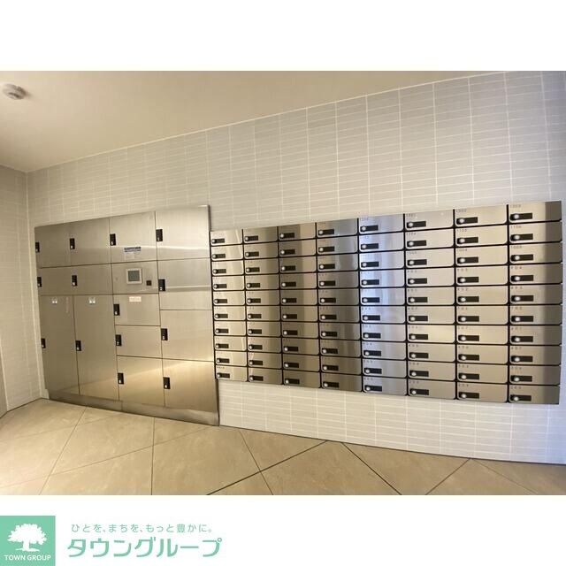 コンフォリア・リヴ千住の物件内観写真