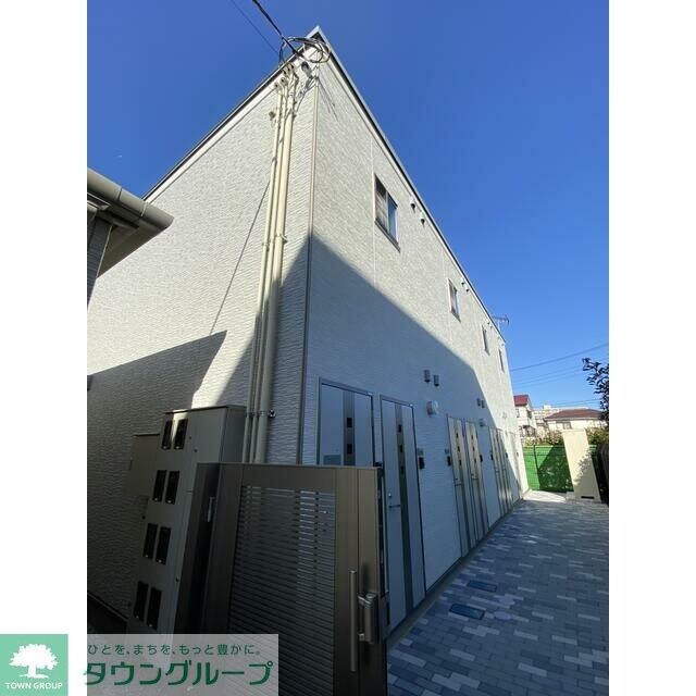 エフプレスト西新井本町の物件外観写真