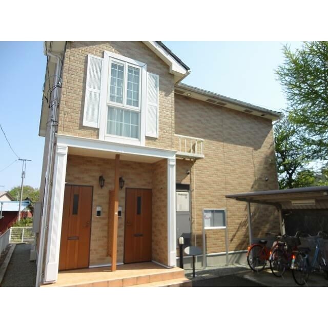 メイプルハウスの物件外観写真