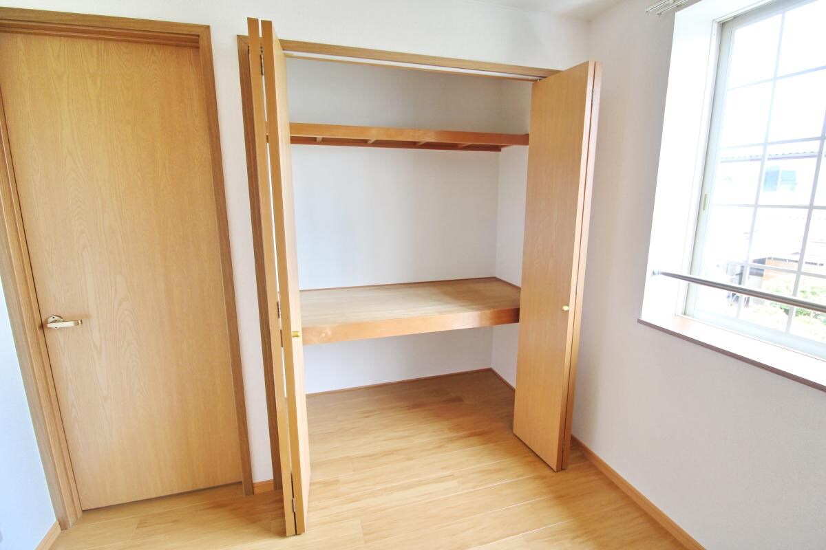 シャン・デ・ソレイユの物件内観写真