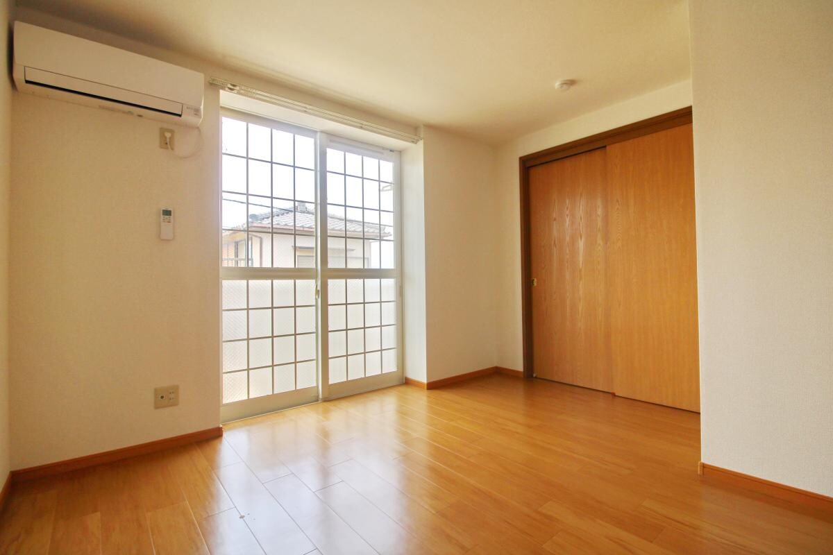 シャン・デ・ソレイユの物件内観写真