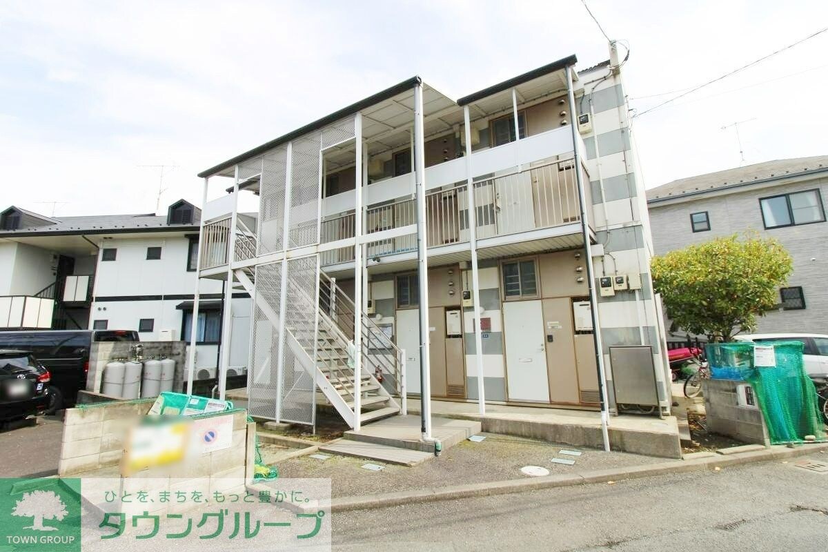 レオパレスエミの物件外観写真