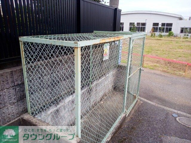 レオパレスサルウェー秦野の物件内観写真