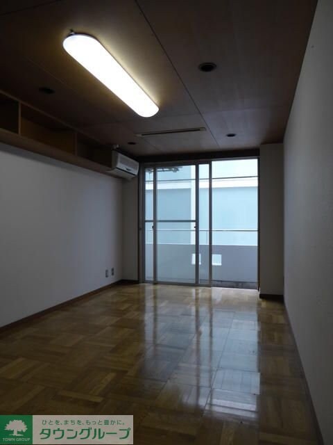 ステアーズアパートメントの物件内観写真