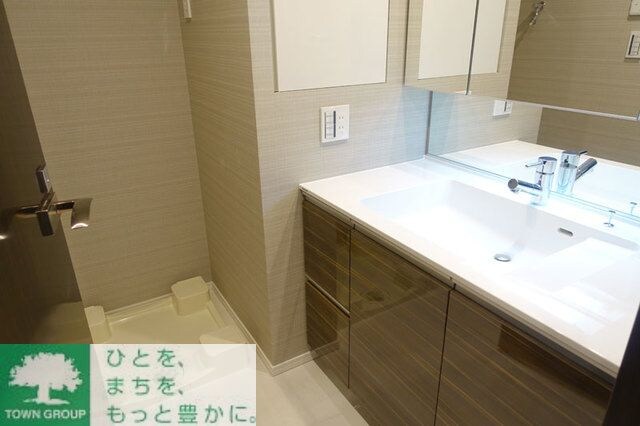 ディームス渋谷本町の物件内観写真