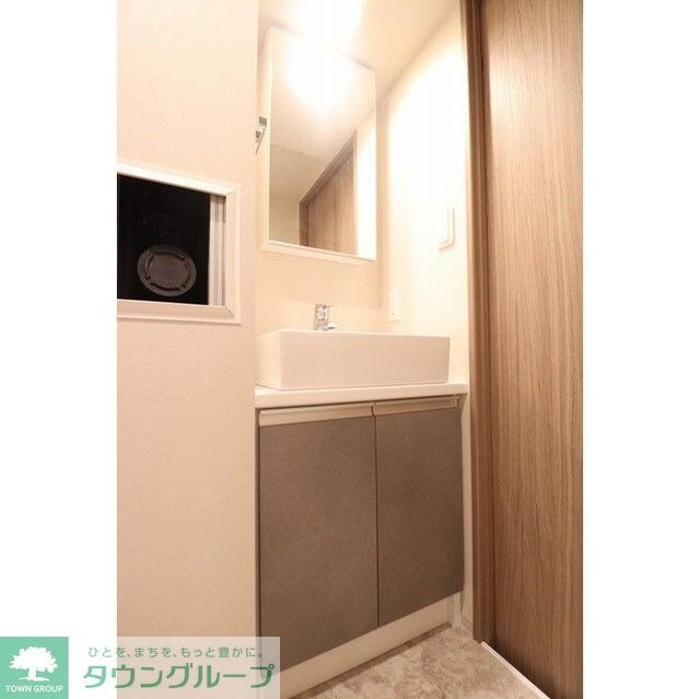 ウェルスクエア西新宿五丁目の物件内観写真