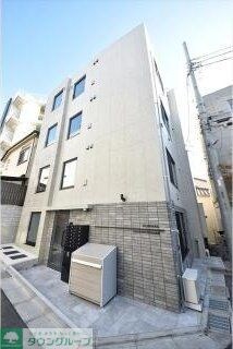 ファーヴァル代々木上原の物件外観写真