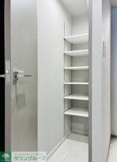 コンポジット早稲田鶴巻町の物件内観写真