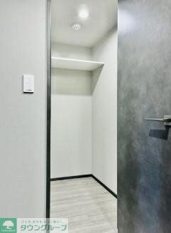 コンポジット早稲田鶴巻町の物件内観写真