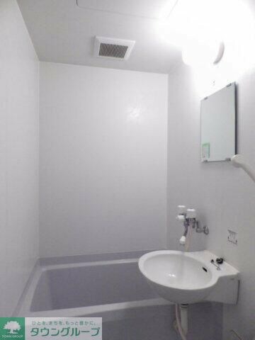 ヴィラ東新宿Ａの物件内観写真