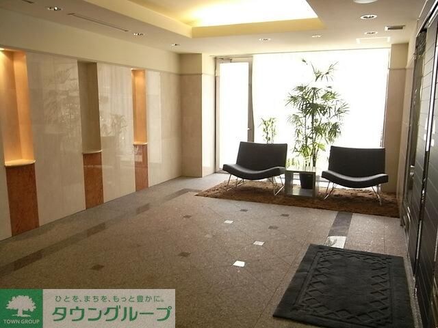 グランハイツ東新宿の物件内観写真