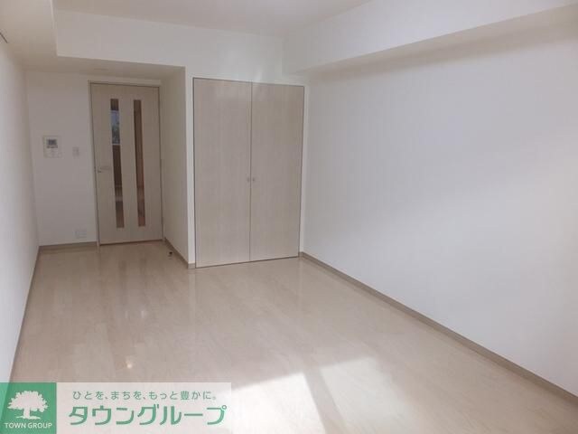 グランハイツ東新宿の物件内観写真