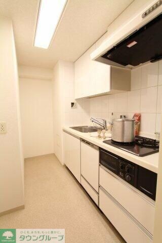 プライムアーバン用賀の物件内観写真