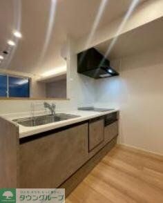 ベレオ三軒茶屋の物件内観写真