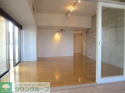 カーザエルミタッジオの物件内観写真