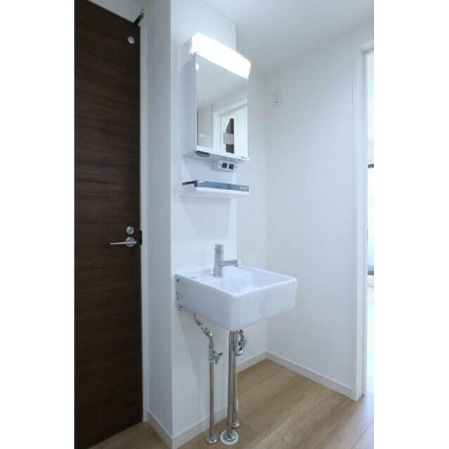 コンフィア目黒本町の物件内観写真