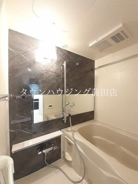 ロワモンターニュの物件内観写真