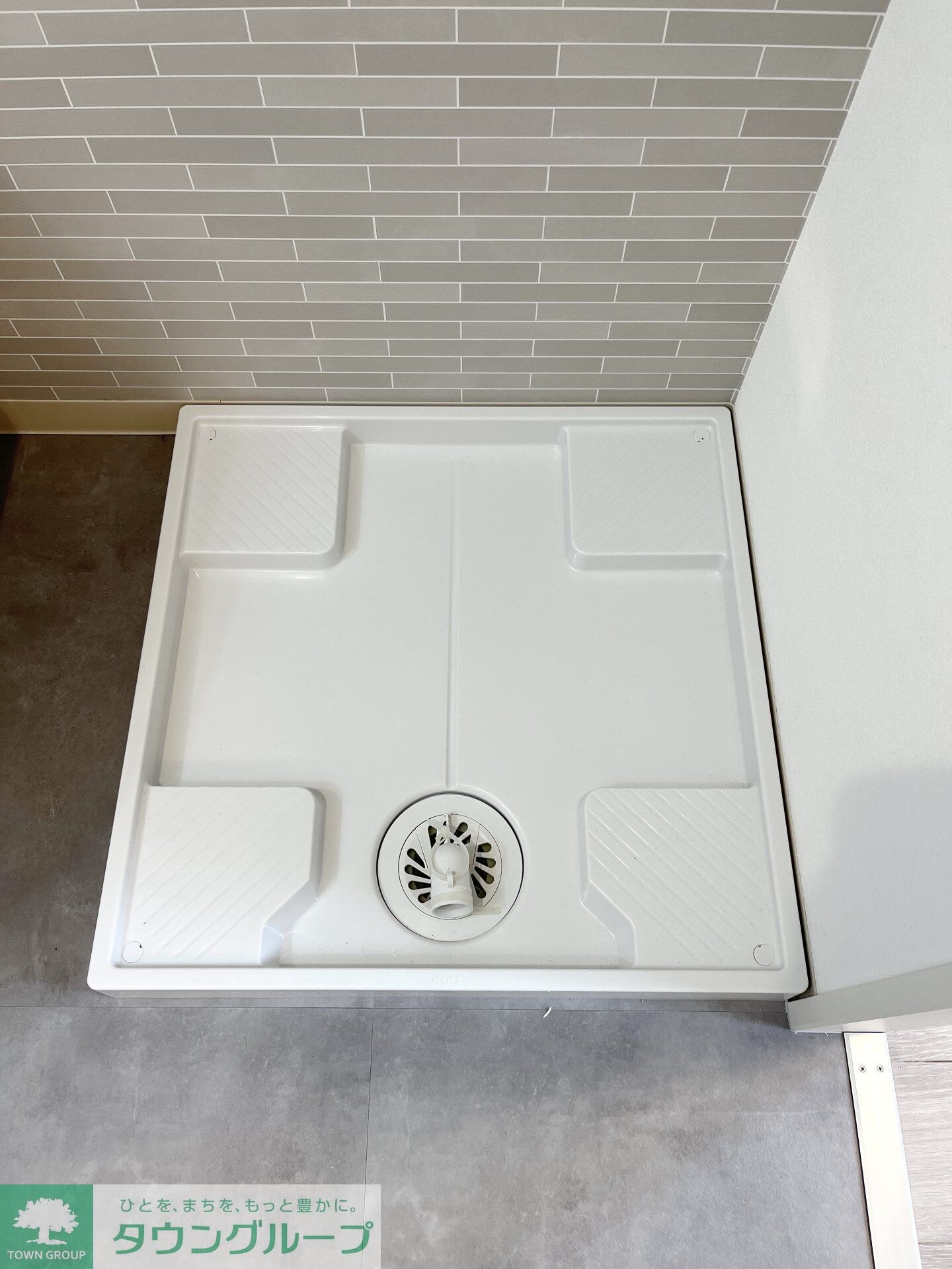 STRIPES 不動前の物件内観写真