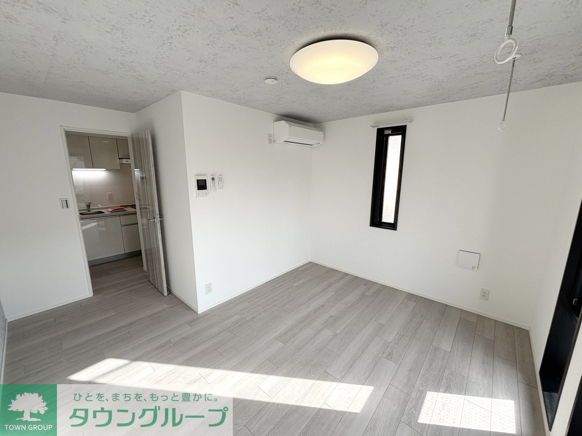 STRIPES 不動前の物件内観写真