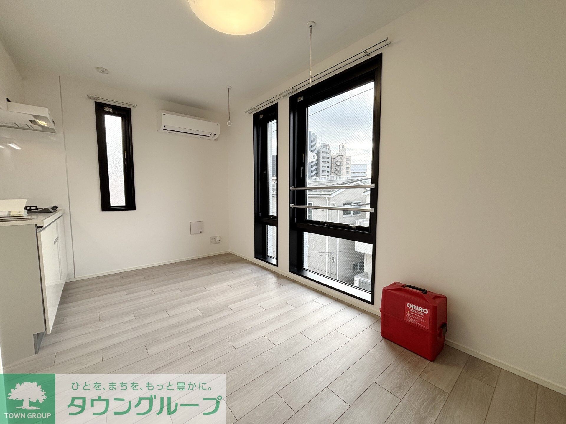 STRIPES 不動前の物件内観写真