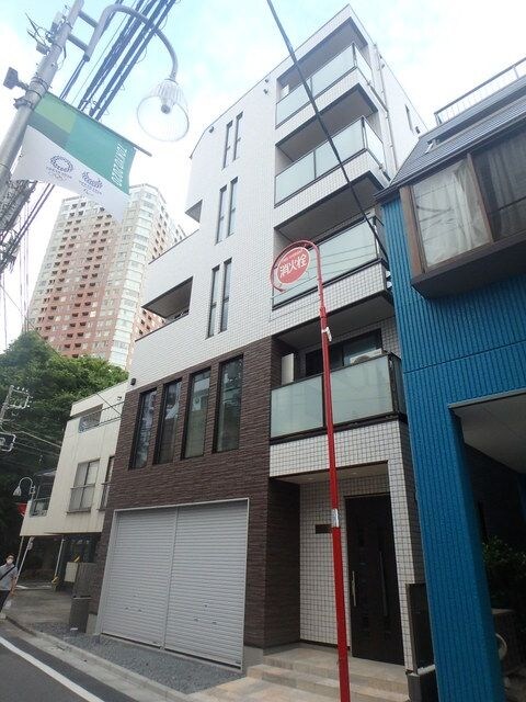 パーク西池の物件外観写真