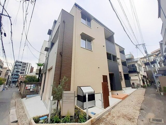 フィオーレの物件外観写真