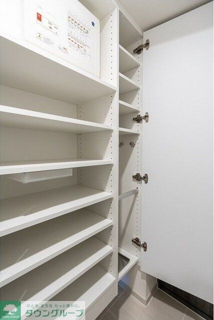 コンフォリア・リヴ東池袋の物件内観写真