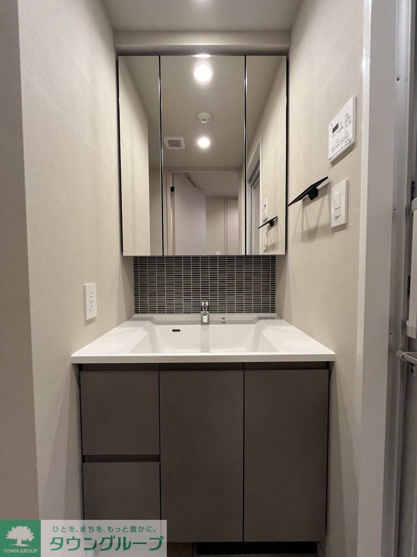 シーズンフラッツ新大塚の物件内観写真