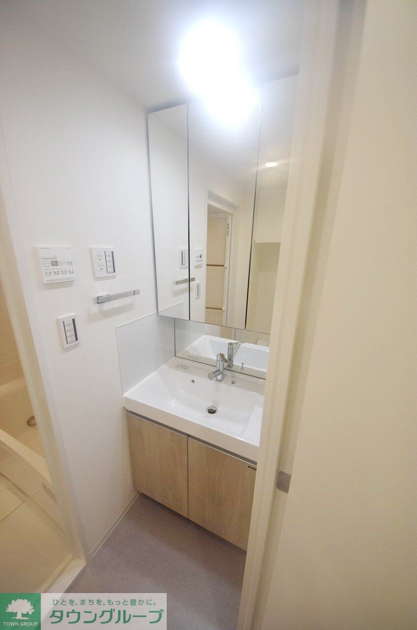 アジールコート練馬中村橋の物件内観写真