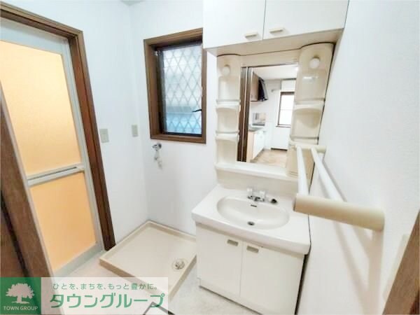 池袋本町二丁目戸建の物件内観写真