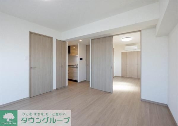 ルーブル下赤塚の物件内観写真