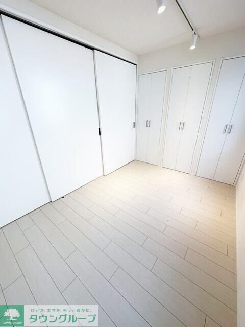 オモチアドオーヤマの物件内観写真