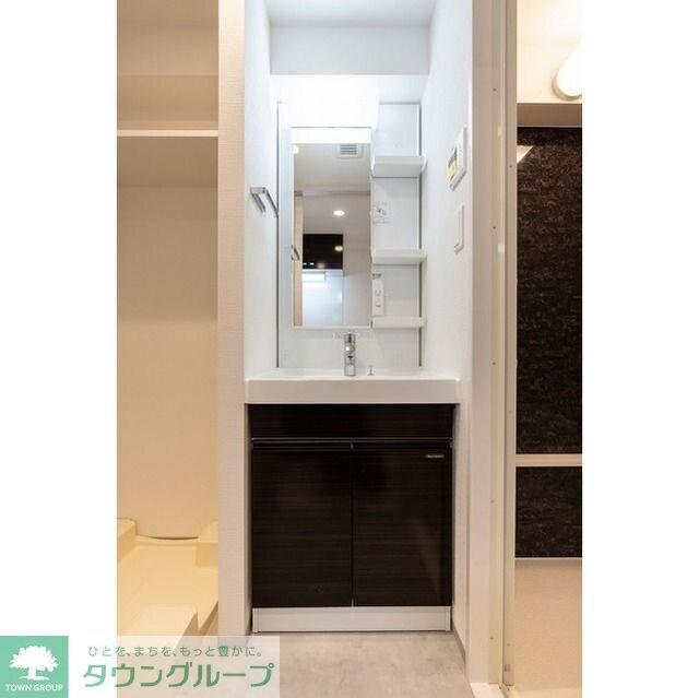 コンフォリア・リヴ北新宿の物件内観写真