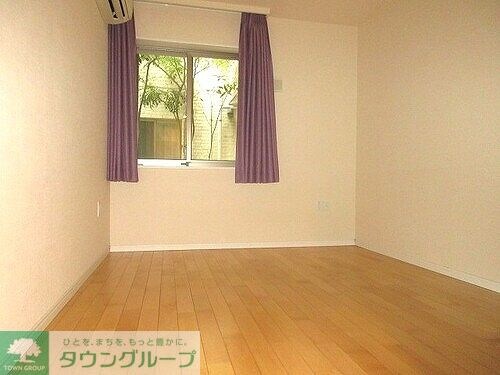 ロイヤルシーズン新宿柏木の物件内観写真