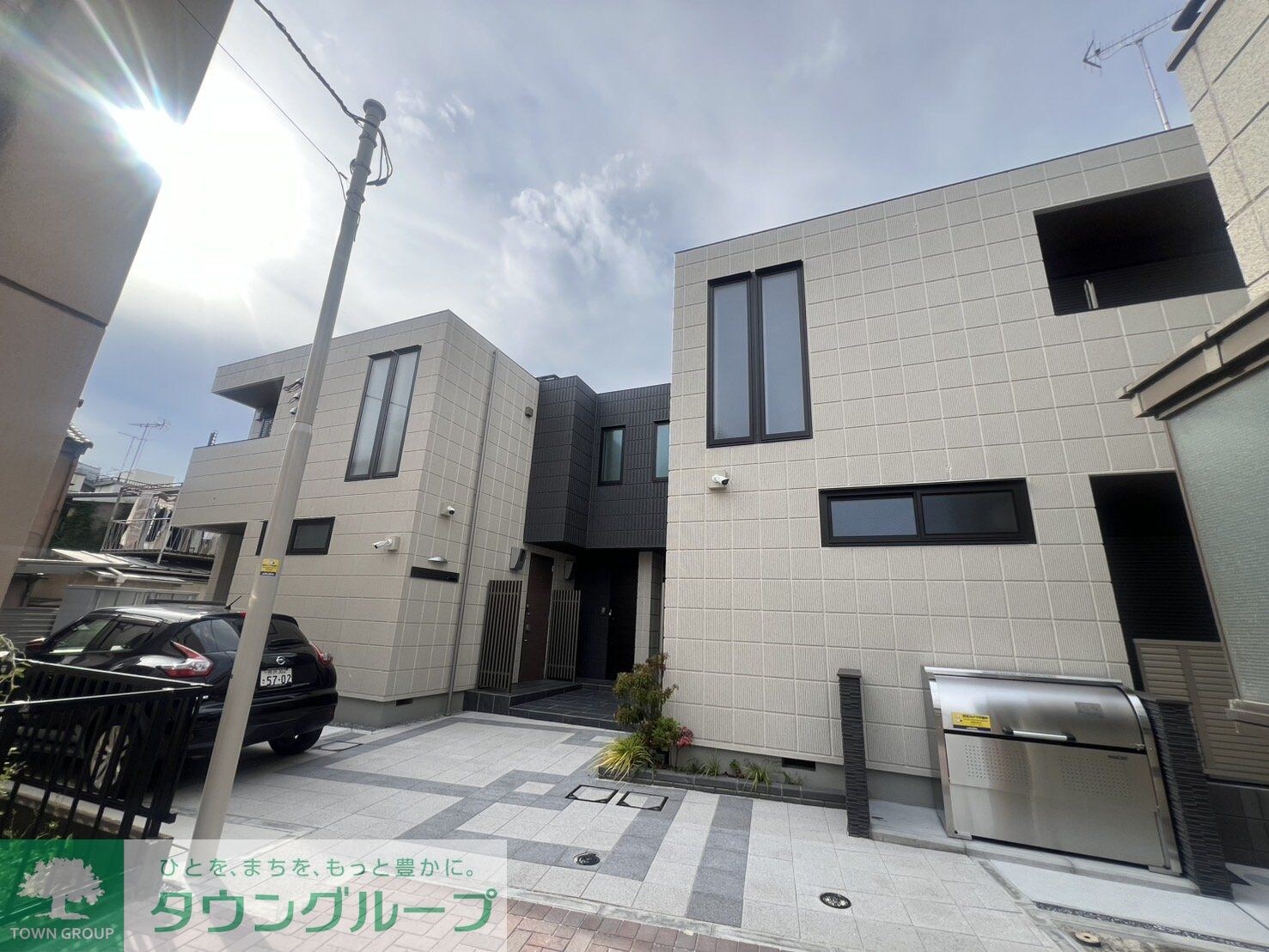 イズミレジデンスの物件外観写真